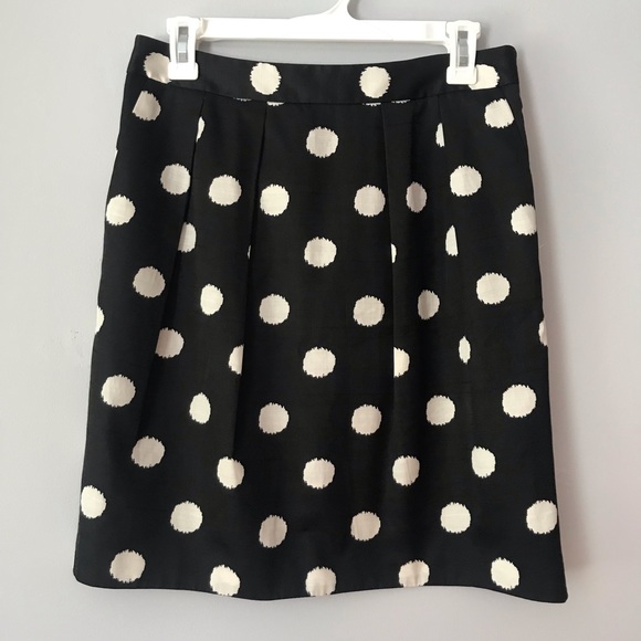 LOFT Dresses & Skirts - EUC Loft black white pleated polkadot midi skirt 4